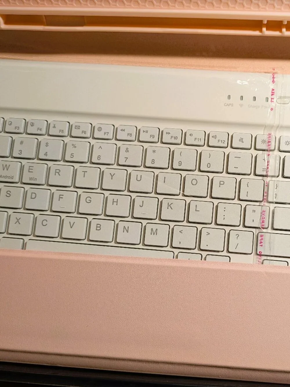 TUNKARMAR PINK LIGHT WEIGHT MAGNETIC KEYBOARD & BLUETOOTH MOUSE INCLUDED